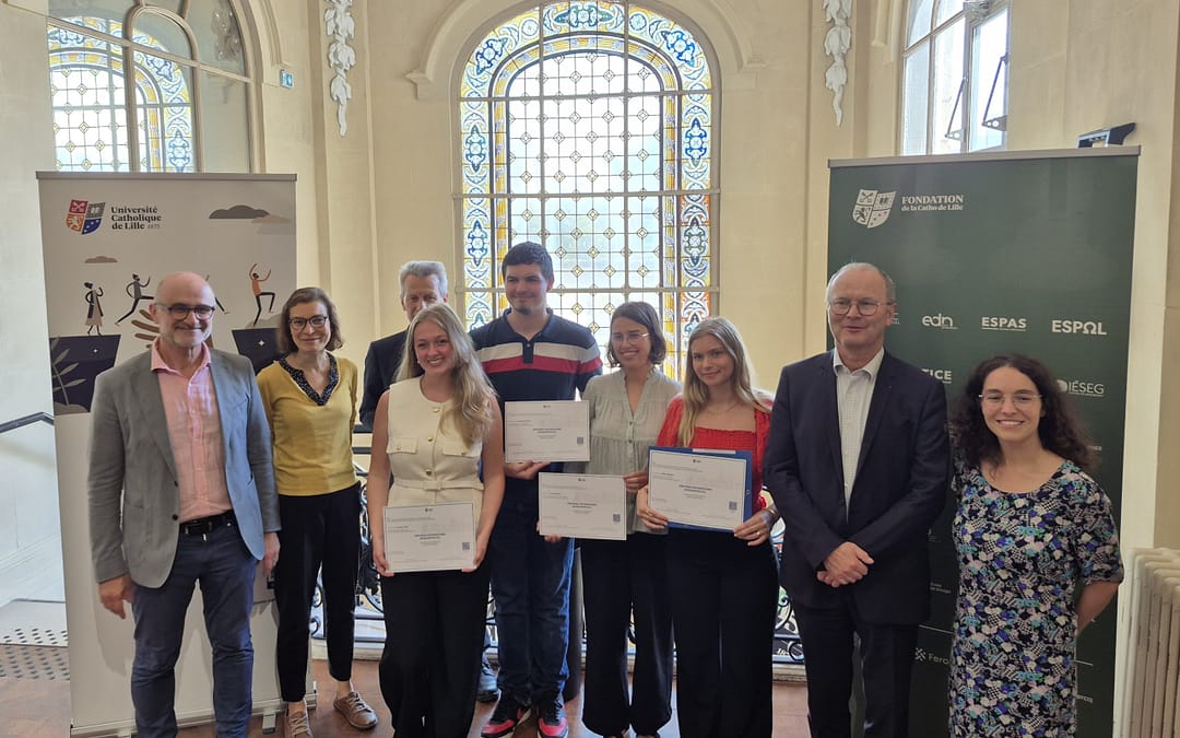 Retour sur la cérémonie de remise des Diplômes Universitaires Humanités 2024 – 2025