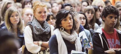 Etudiants université catholique de LILLE Etudiants université catholique de LILLE